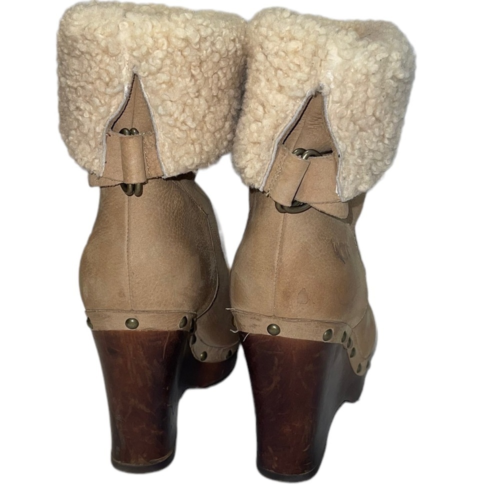 Ugg Carnegie Beige Nubuck Shearling Lined Wedge Boots Size 10 GUC - Picture 7 of 15